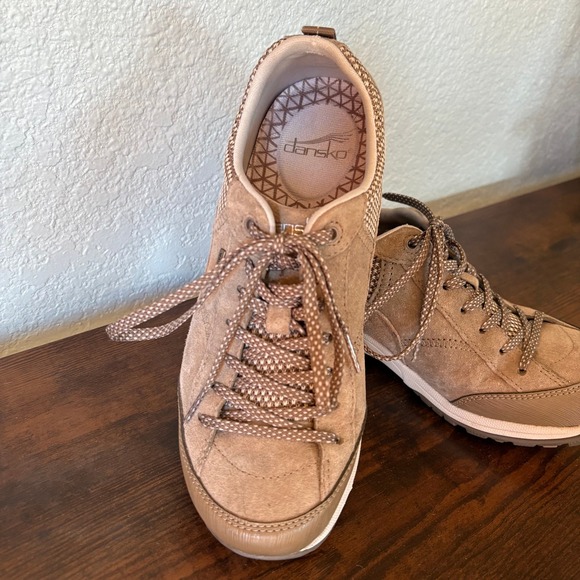 Dansko Suede Trail Shoes | Gorpcore Hiking Walking Vibram Sole EU 37 - Picture 5 of 7